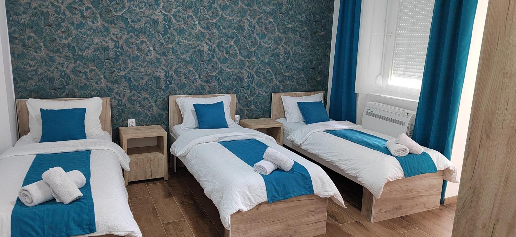 Restoran Orijent 5 Aparthotel Zombor Kültér fotó